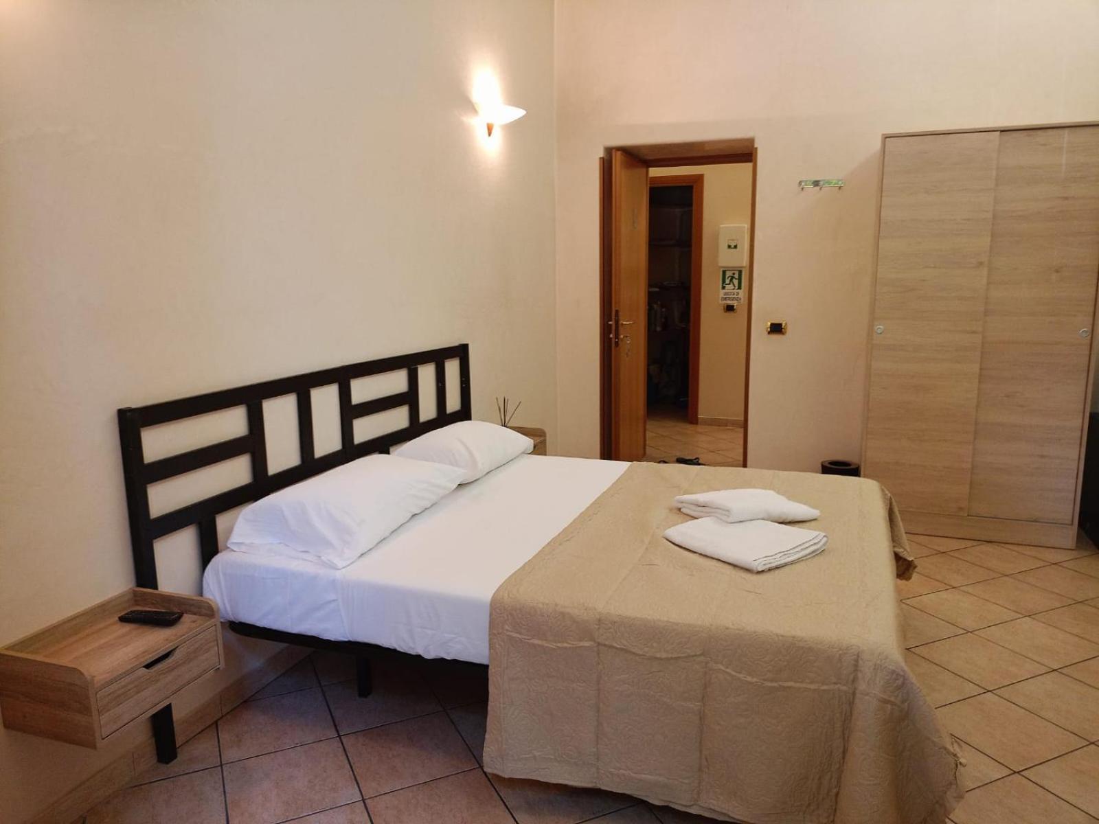Ragusa Bis Rome Extérieur photo